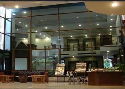 Royal Lanna Hotel Chiang Mai Exterior foto