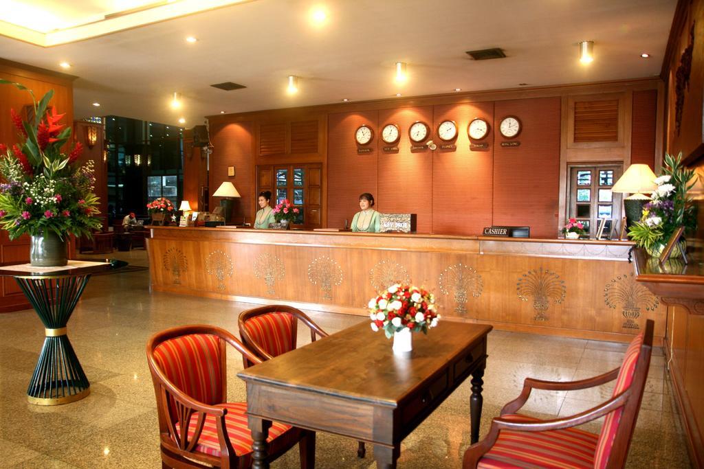 Royal Lanna Hotel Chiang Mai Exterior foto